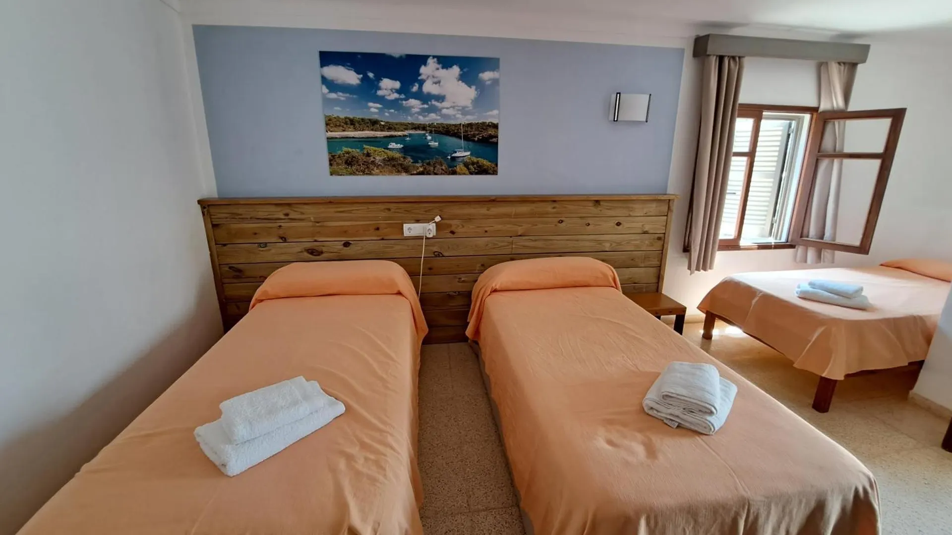 Guest house Hostal Playa Santanyi Spain